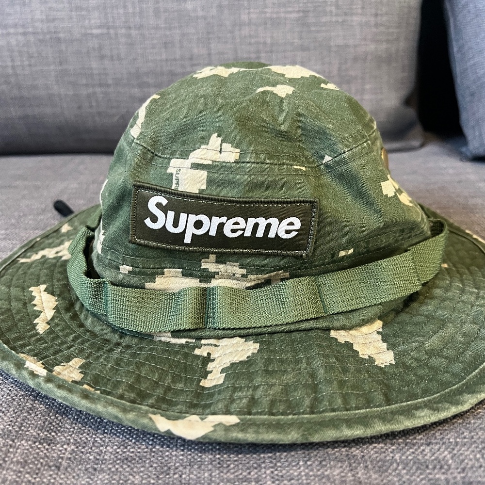 Supreme Camo Bucket Hat -  M/L